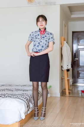 087期：小甜豆-空姐至服、高跟鞋、黑丝[130P1V7.13GB]
