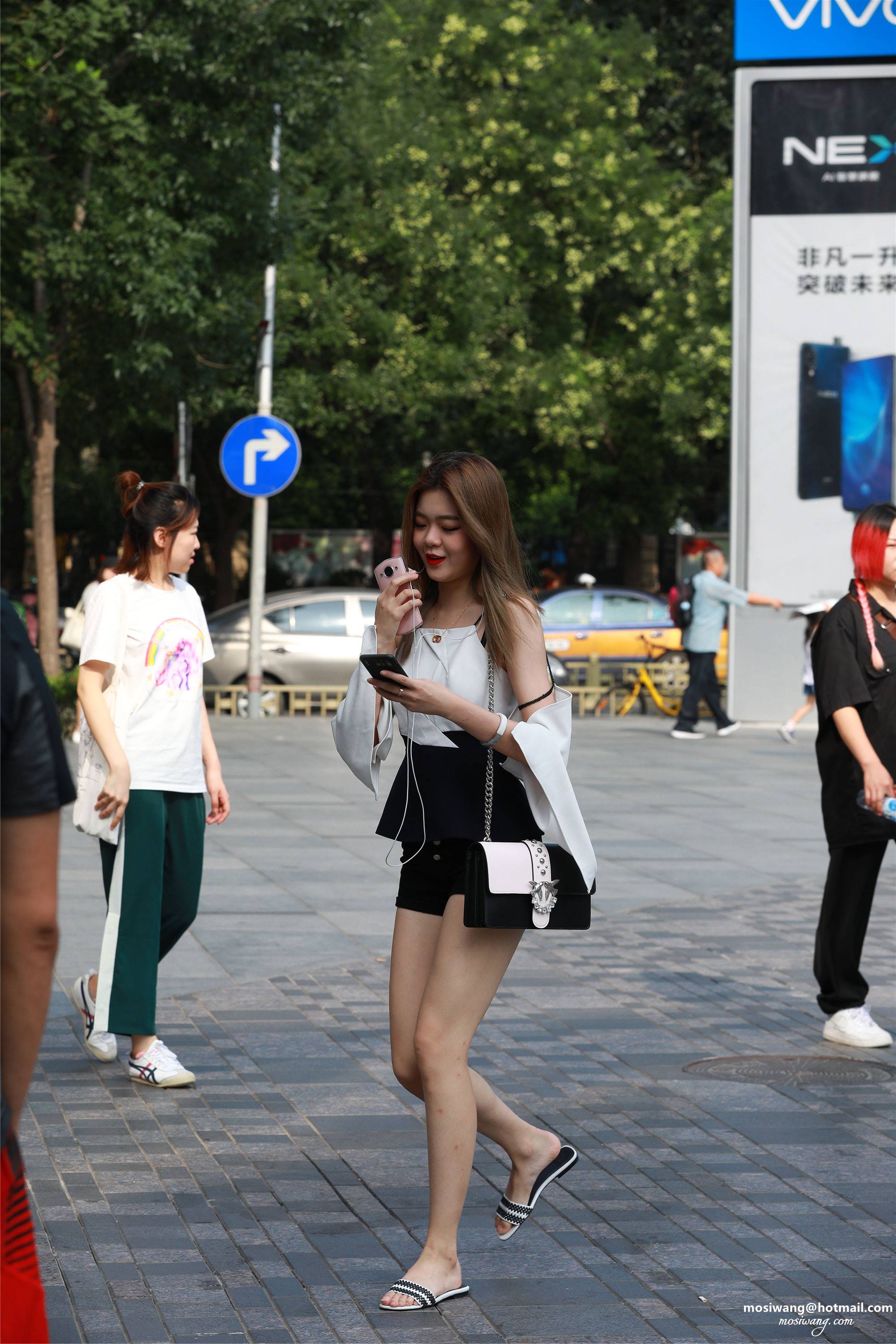 kacajp.cc-0004-给此邮箱发邮件：mosiwang@hotmail.com.jpg