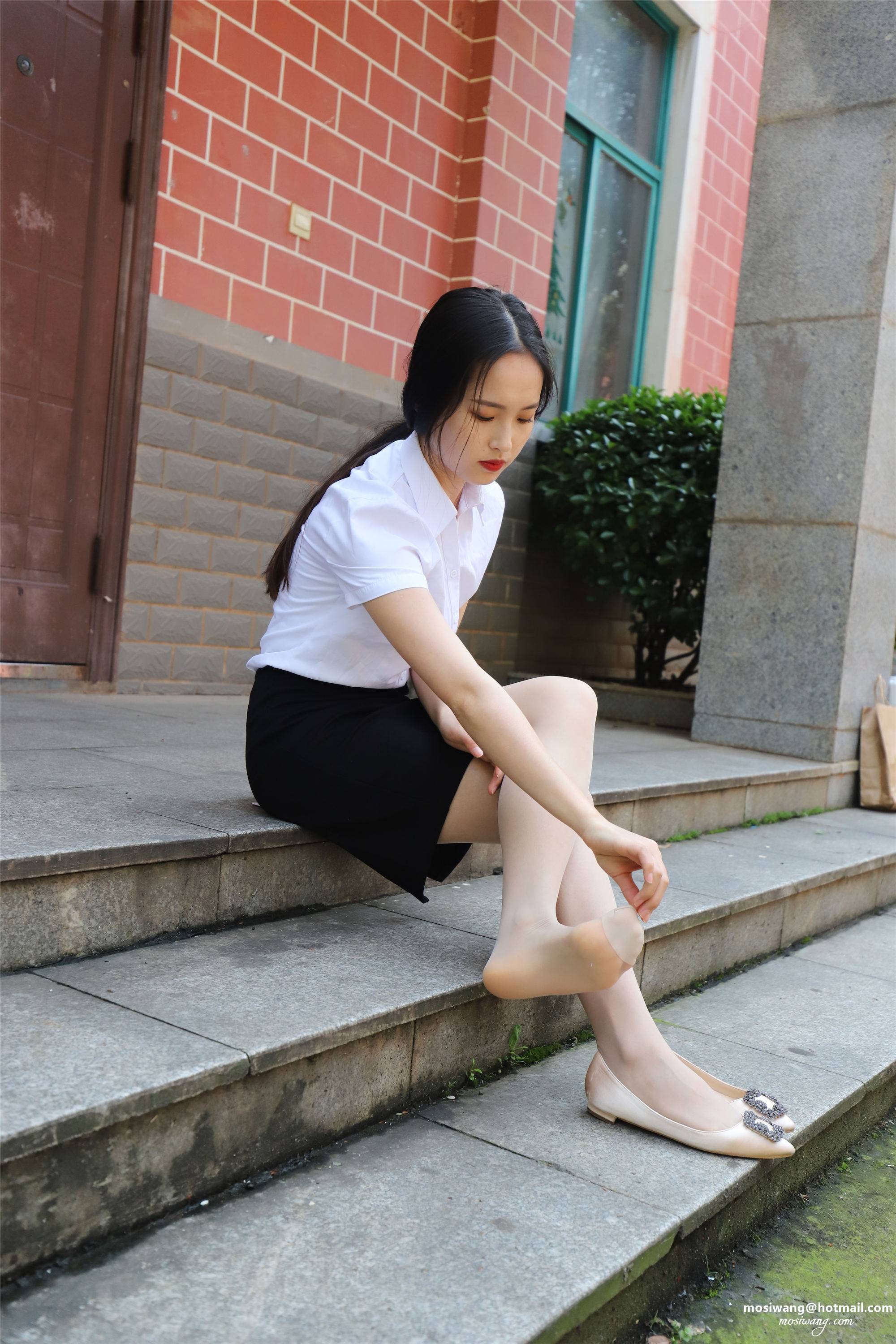 IMG_7005-给此邮箱发邮件：mosiwang@hotmail.com.JPG