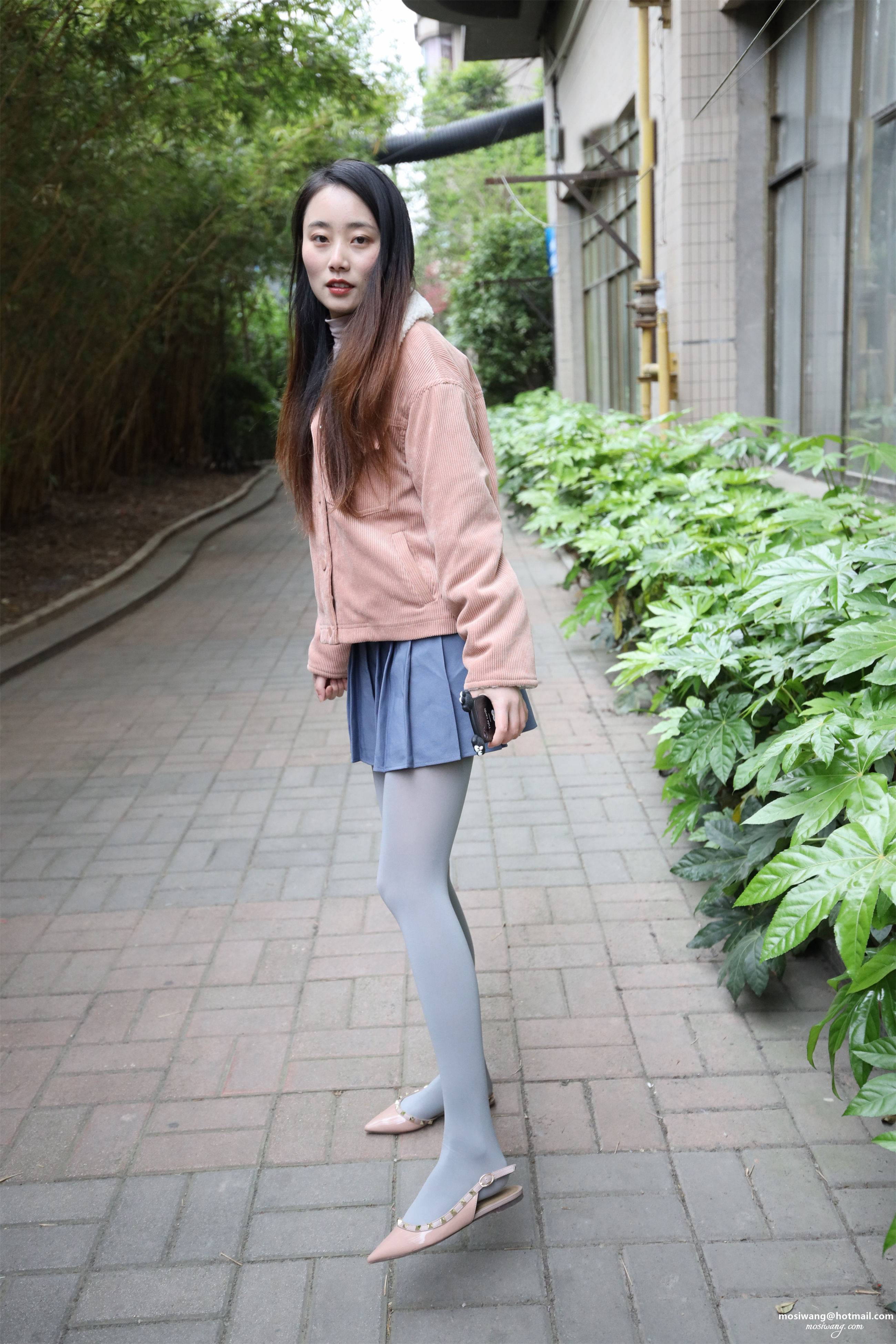 055-给此邮箱发邮件：mosiwang@hotmail.com.jpg