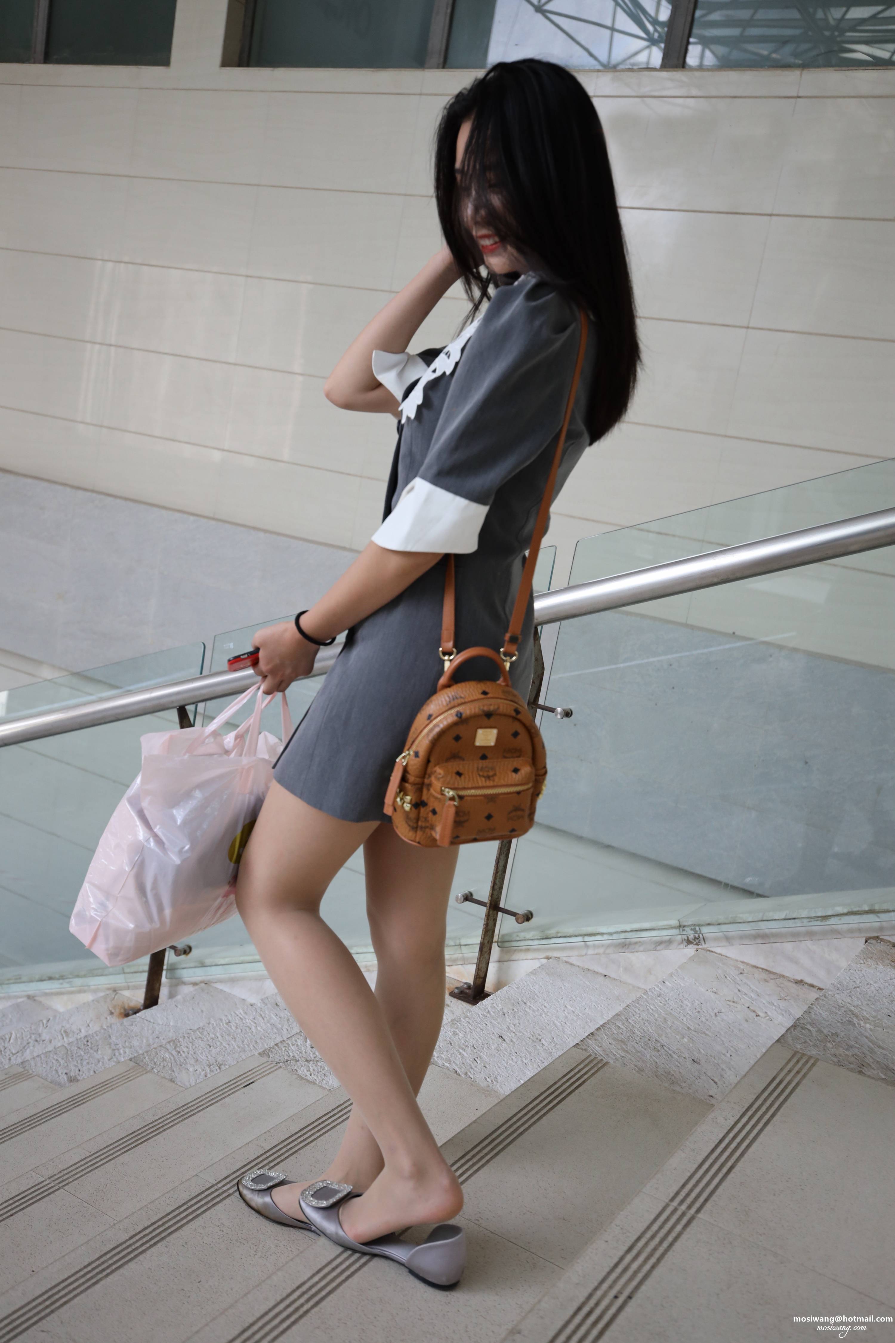 021-给此邮箱发邮件：mosiwang@hotmail.com.jpg