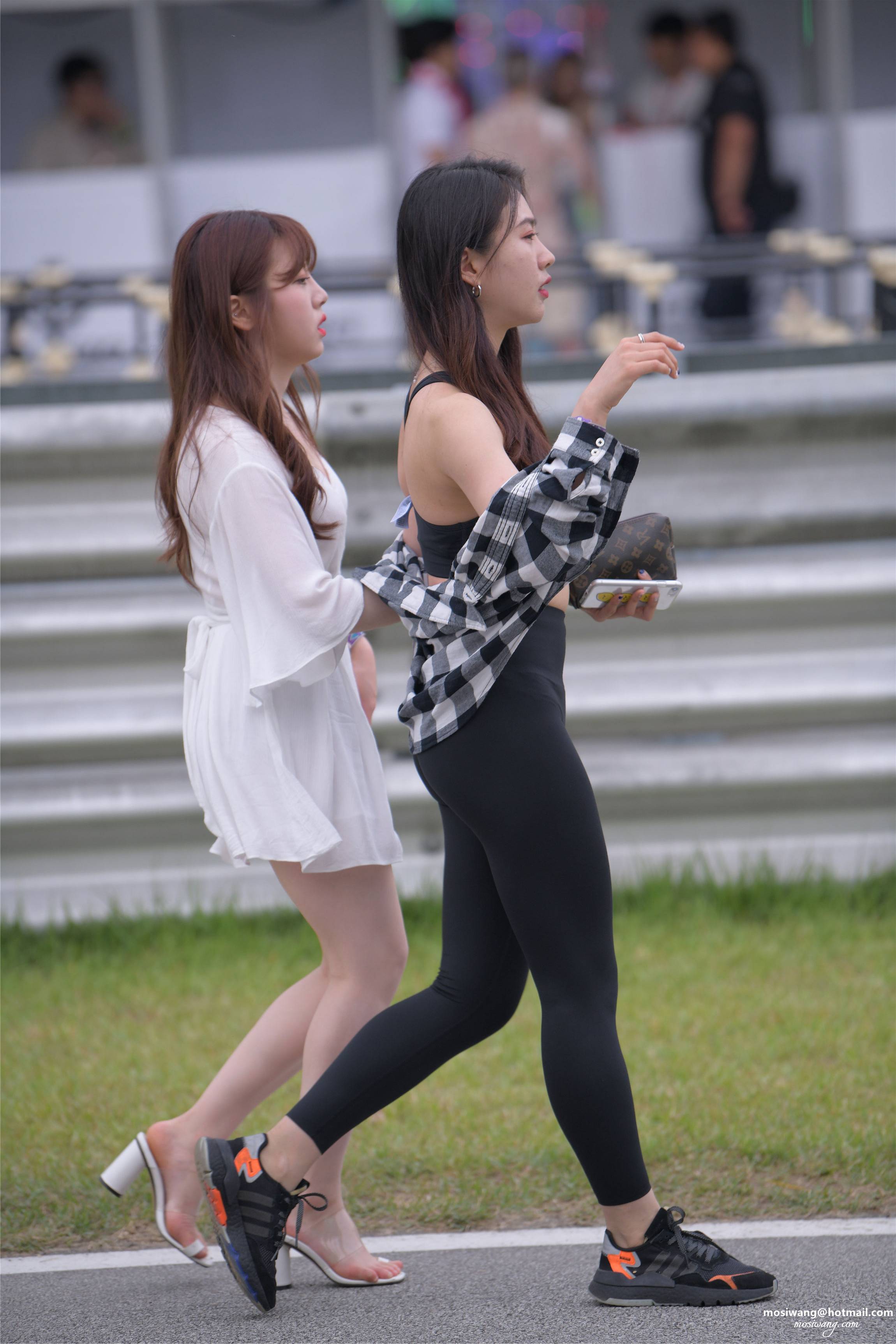 丨014-给此邮箱发邮件：mosiwang@hotmail.com.jpg