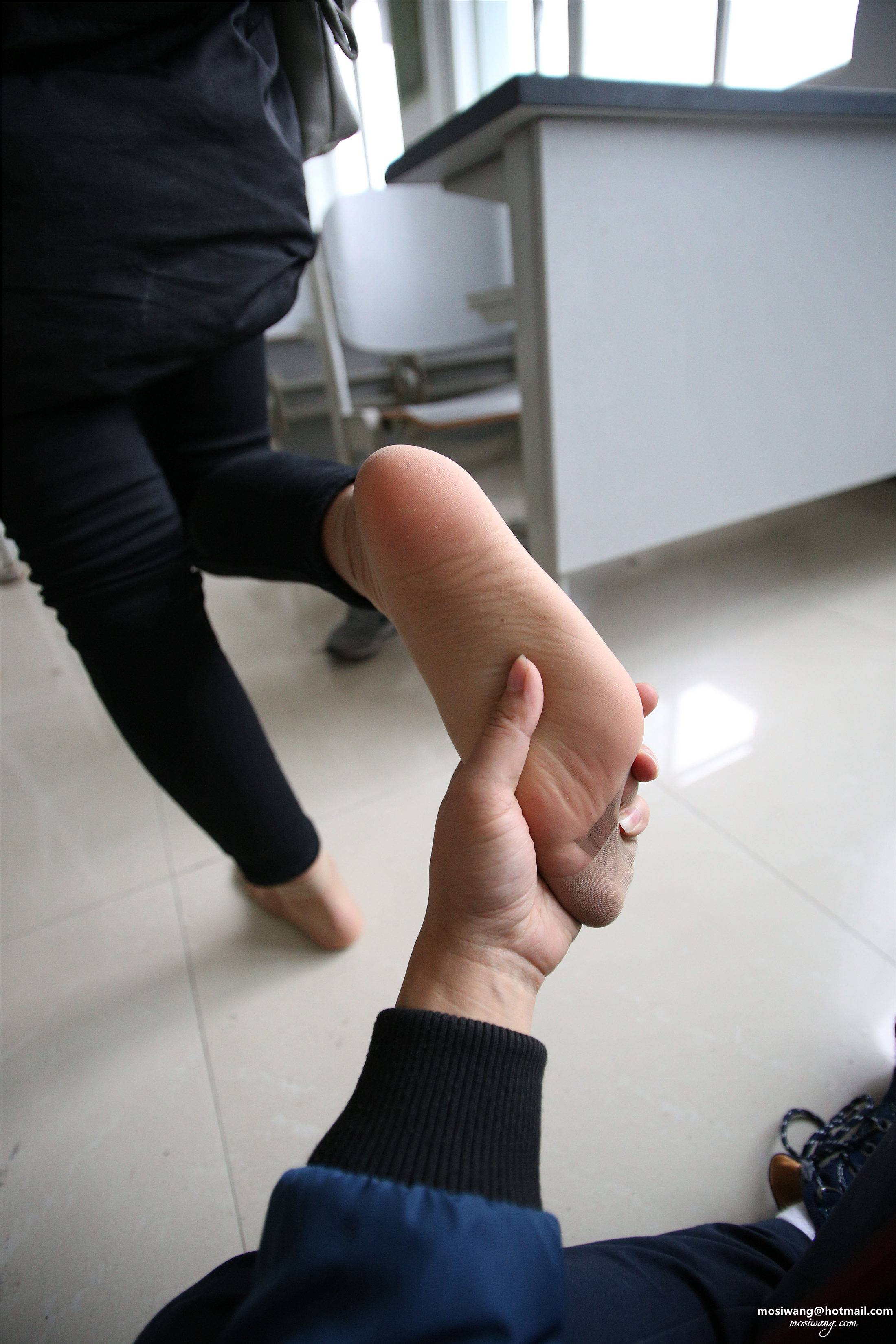 kacajp.cc-77-给此邮箱发邮件：mosiwang@hotmail.com.jpg