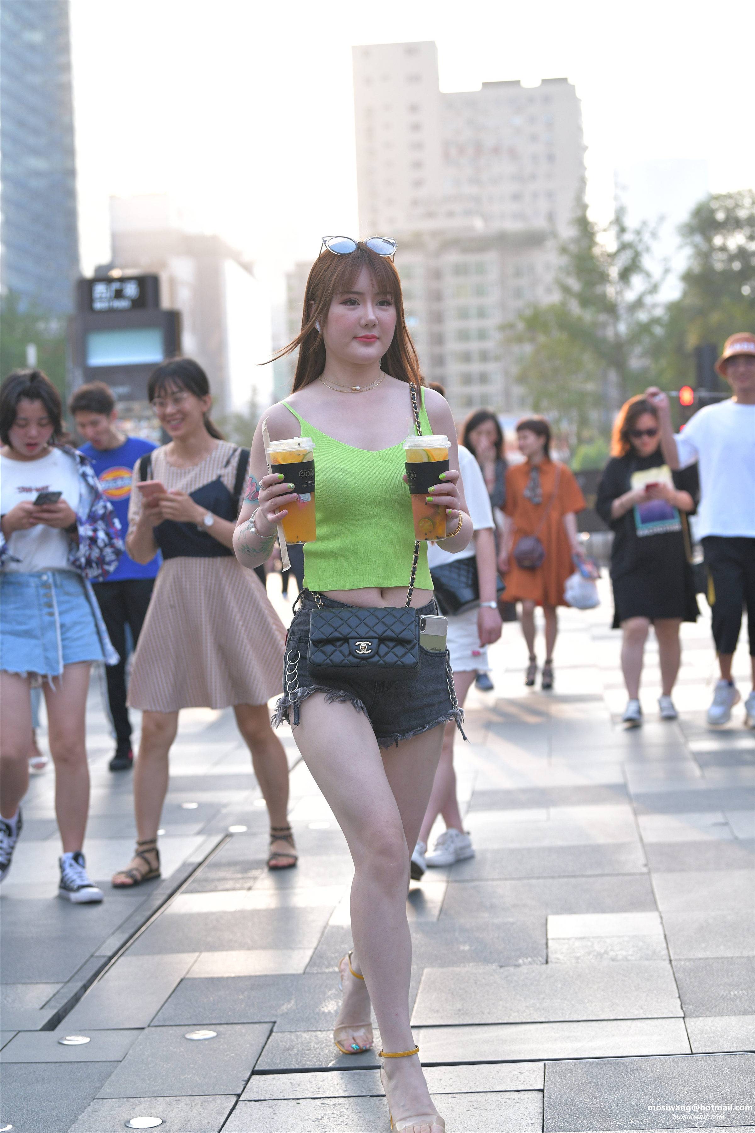 kacajp.cc-HUA_8412-给此邮箱发邮件：mosiwang@hotmail.com.JPG
