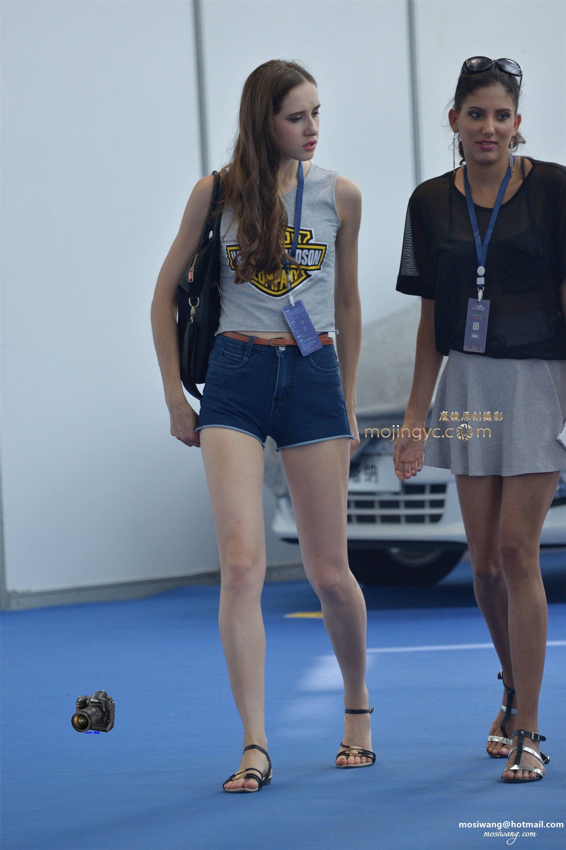 04-2016-03-23白皙小姐姐洋妹妹16张 [16P]-114143iq4pwqzz9q2vx9nt.jpg