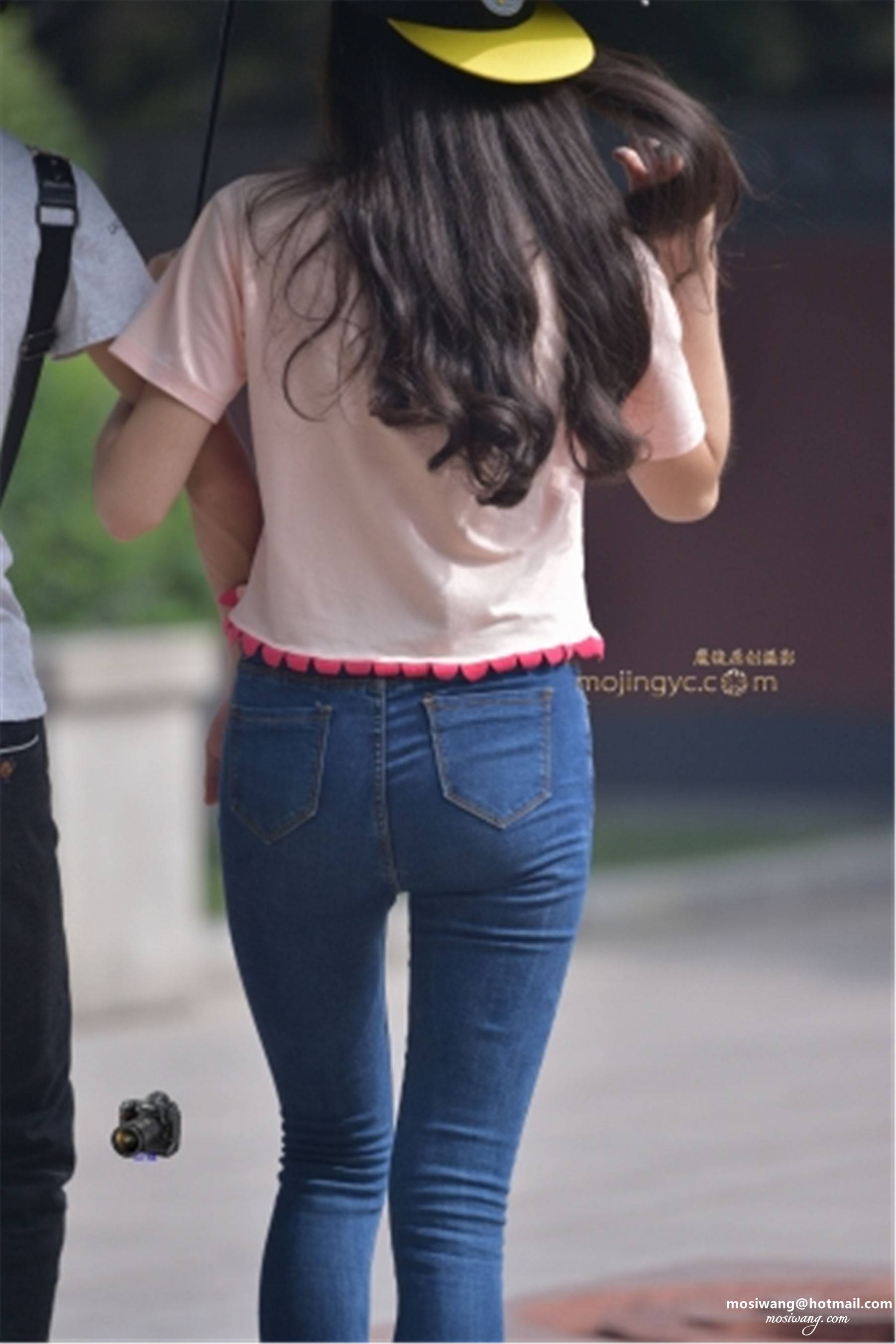 01-2013-03-25紧身牛仔裤妹妹15张 [15P]-5936.jpg