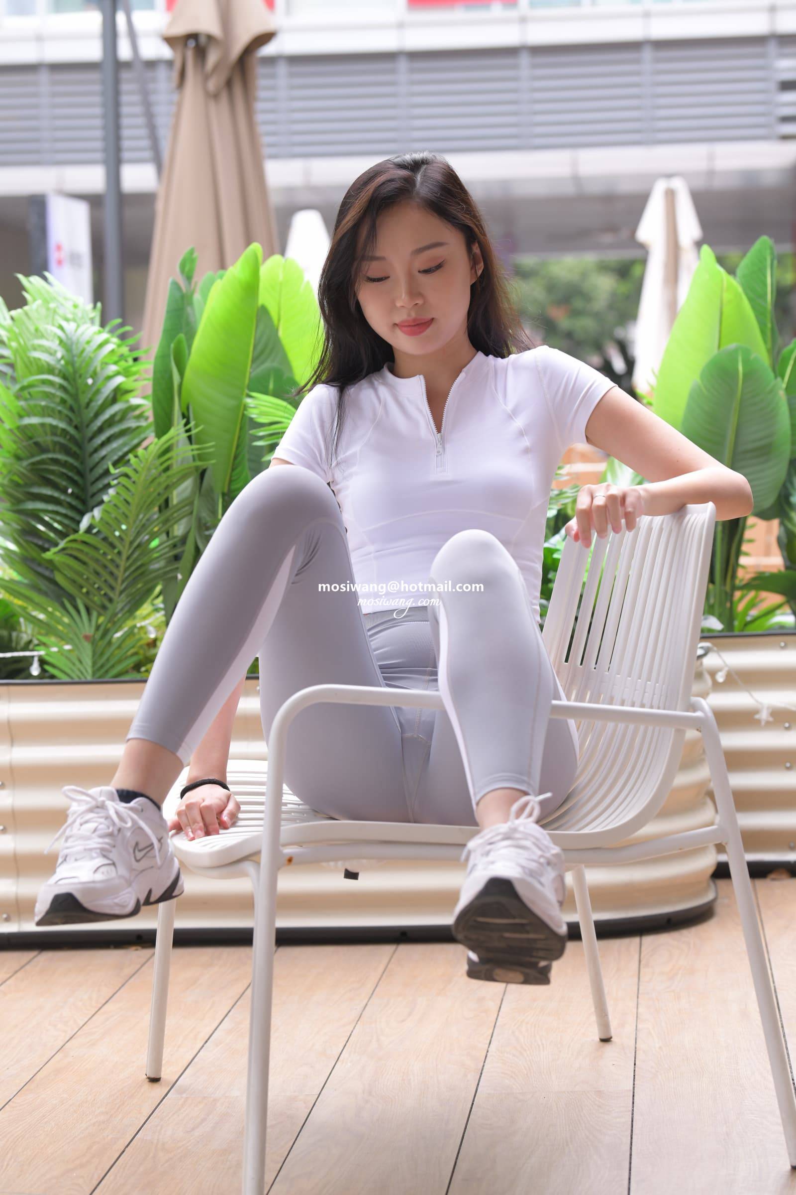 mosi520.com-1 (969)-给此邮箱发邮件：mosiwang@hotmail.com.JPG