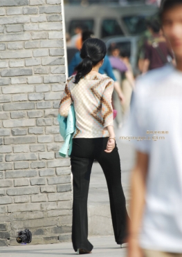 紧身翘Tun黑裤妇妇