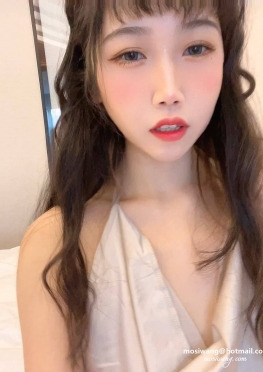 71639-71641在家里洗浴的短裙小姐姐视频