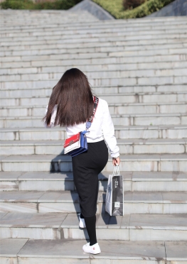 081 大学生系列 2019年-10月 04 活动模特2 校园厚黑丝 [105P-589....