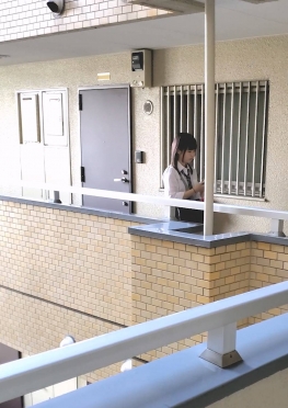 72574每天下班回家遇到的jk短裙白腿小姐姐视频