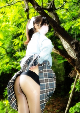 JK森林（正片）53P，无内jk黑丝大长腿美女同学套图