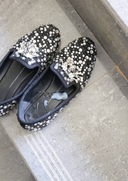 DXG-W014【414P】和--校两位女同--一起拍照厚黑肉丝足美女