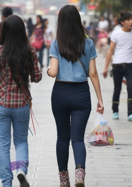 黑裤，丰腴（17P）