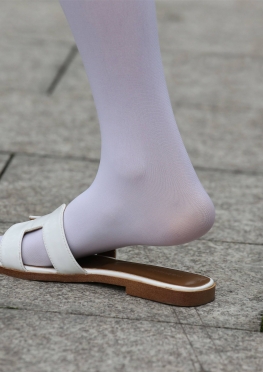 DXG-S049【365P】在校园里拍照的jk短裙白丝长腿女同学套图