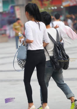 黑裤，高挑紧身裤女孩