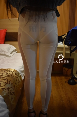 C293【86P】3a街拍第一站爱穿瑜伽裤的长腿长发美女套图