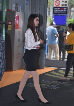 3014-职业Z【26P】展示现场的职业装小姐姐