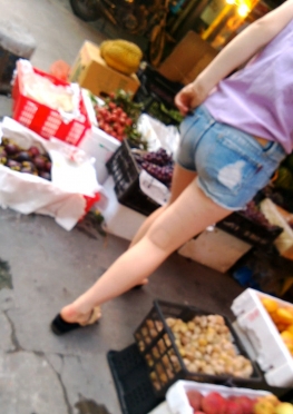 58745-58746水果店买水果的牛仔热裤美女视频