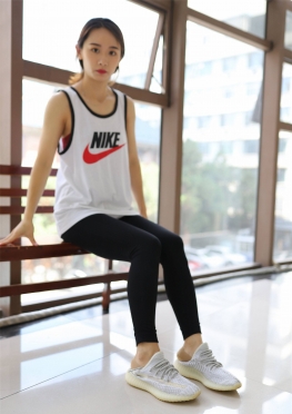 104 大学生系列2020年-10月 02 运动服短丝 [76P-49.54 MB]