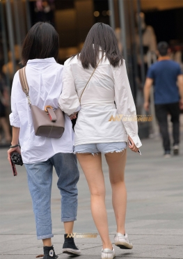 清凉热裤MM