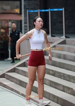 健身短裤长腿小姐姐