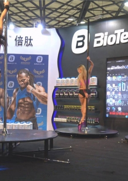 74934-74935跳舞的比基尼长腿模特小姐姐视频